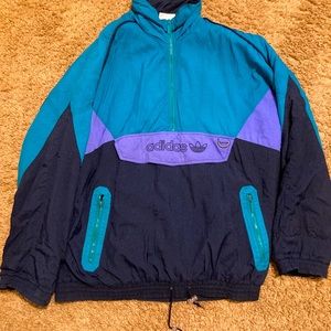 VINTAGE ADIDAS DOWN JACKET